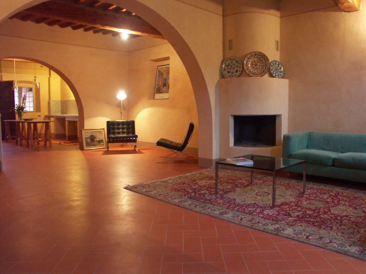 B&B Glicine E Luna Cascina Luaran gambar