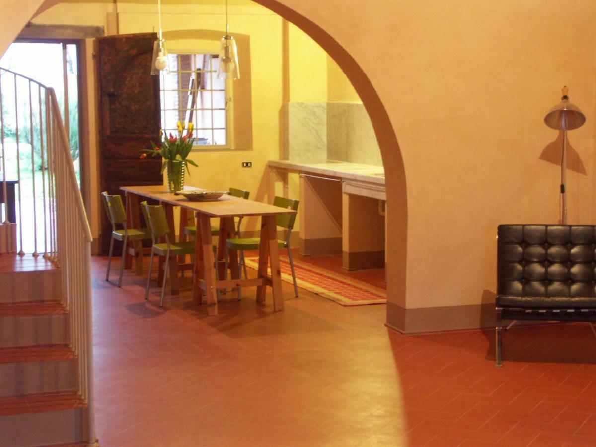 B&B Glicine E Luna Cascina Luaran gambar