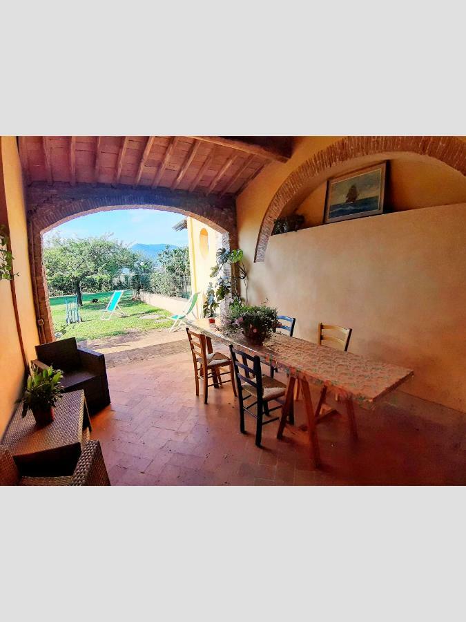 B&B Glicine E Luna Cascina Luaran gambar
