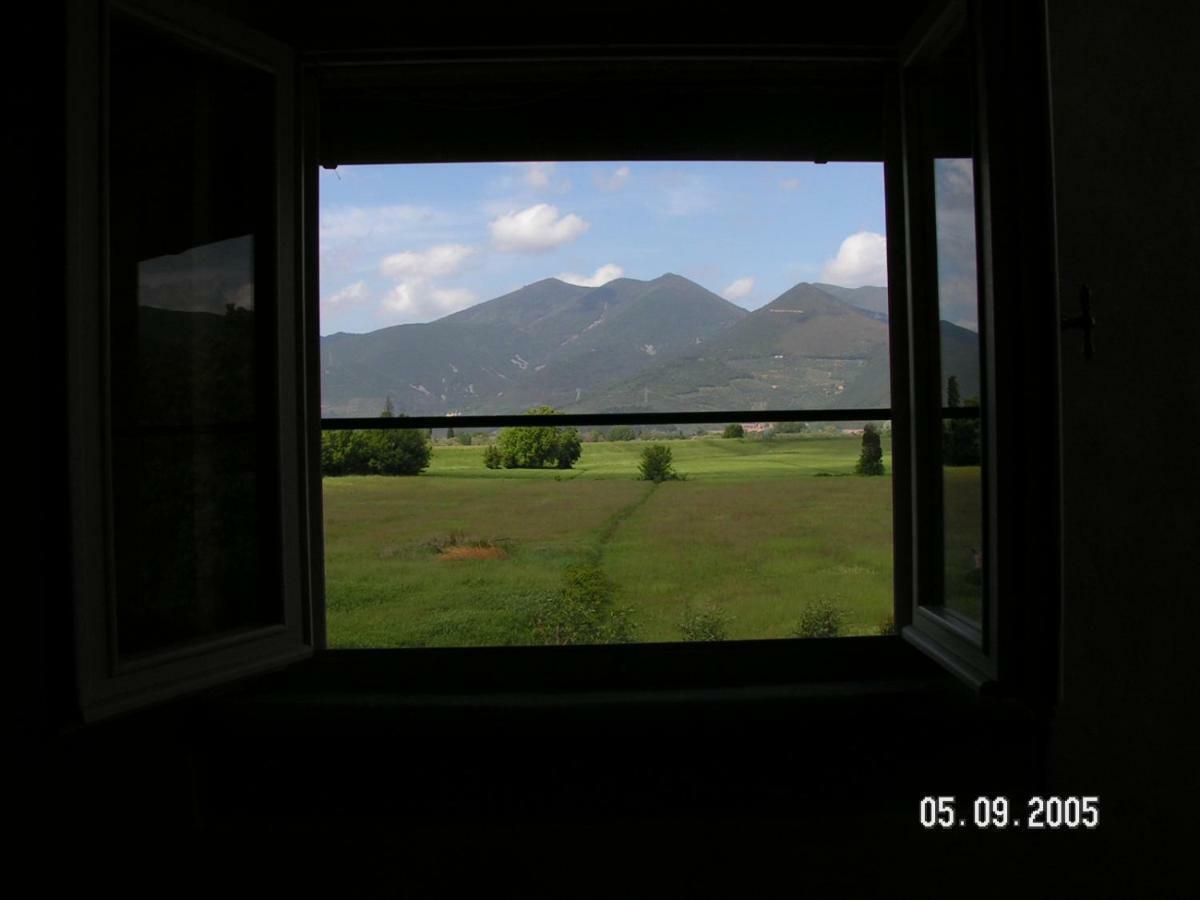 B&B Glicine E Luna Cascina Luaran gambar